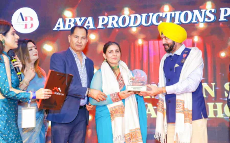 अब्या प्रोडक्शन ने किया सिंगिंग शो 10 कदम आगे का भव्य आयोजन