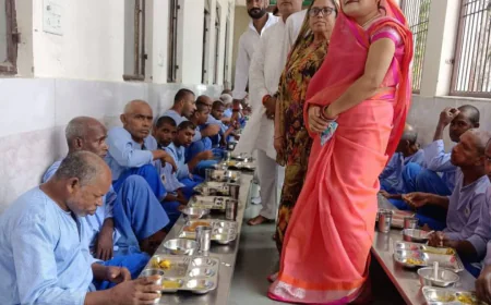 अपना घर आश्रम पर प्रभूजनो को कराया भोजन प्रसाद व अन्य कार्यक्रम