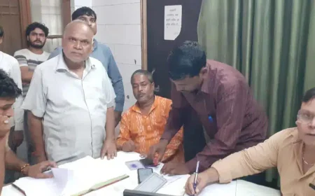 वर्चस्व की जंग में एक ही परिवार के दो नेता आमने-सामने, पुलिस ने भेजा जेल