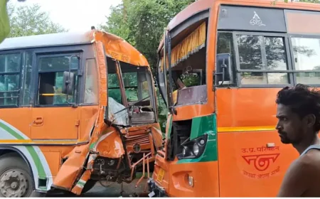 एटा फर्रुखाबाद डिपो बसों की आमने-सामने भिड़ंत, दर्जनों यात्री घायल