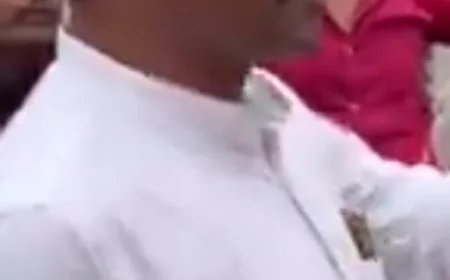 आगरा कमला  नगर थाना क्षेत्र के भाजपा पार्षद के घर पर लोगों ने किया बवाल