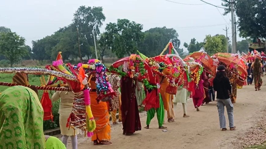 मातृशक्ति दुर्गा वाहिनी बहनों की पहली विशाल कावड़ यात्रा ने दिया ऐतिहासिक सन्देश।