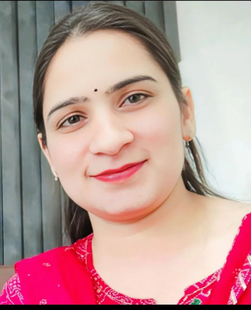 स्कूल छोड़ती बेटियाँ: संसाधनों की कमी या सामाजिक चूक?