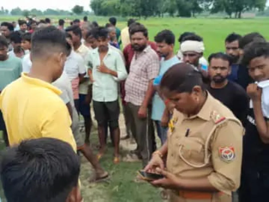 Farrukhabad : बाढ़ में मासूम की मौत: गांव में पसरा मातम, मां बेसुध, पिता गम में डूबे