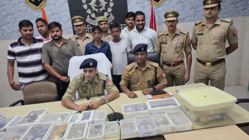 Aligarh News :  एक करोड़ की चोरी की बड़ी वारदात का पुलिस ने किया खुलासा, दो शातिर चोर गिरफ्तार