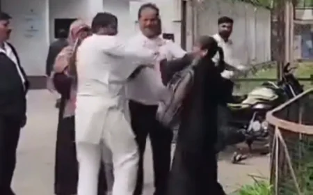 कचहरी में तीन तलाक बोलना पति को पड़ा भारी, पत्नी ने उतारी चप्पलों की बरसात