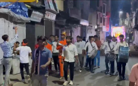 Farrukhabad News : राम बारात के साथ सांझी महोत्सव में, झांकियों को देखने के लिए नहीं निकली भीड़