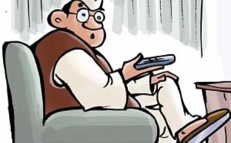 एटा में मन्त्रियों की बार-बार आमद: सरकार का काम या पर्यटन यात्रा?