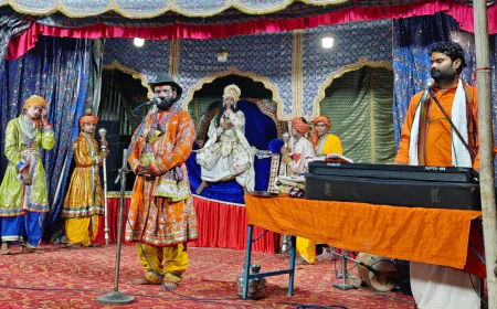 Kasganj news श्रीराम जन्म की लीला के मंचन देख दर्शक हुए भाव-विभोर