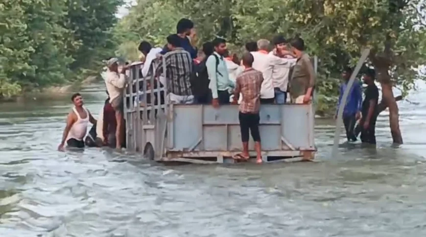 बूढ़ी गंगा में डूबा नाबालिग, कटरा मार्ग पर फंसा ट्रैक्टर – प्रशासन बेपरवाह