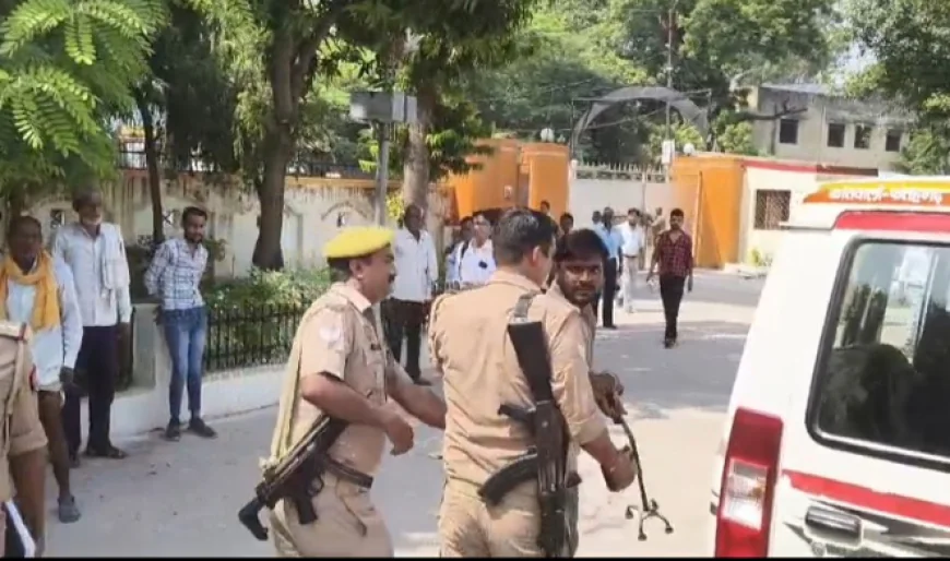 सोशल मीडिया पर अश्लील फोटो अपलोड करने वाला युवक गिरफ्तार