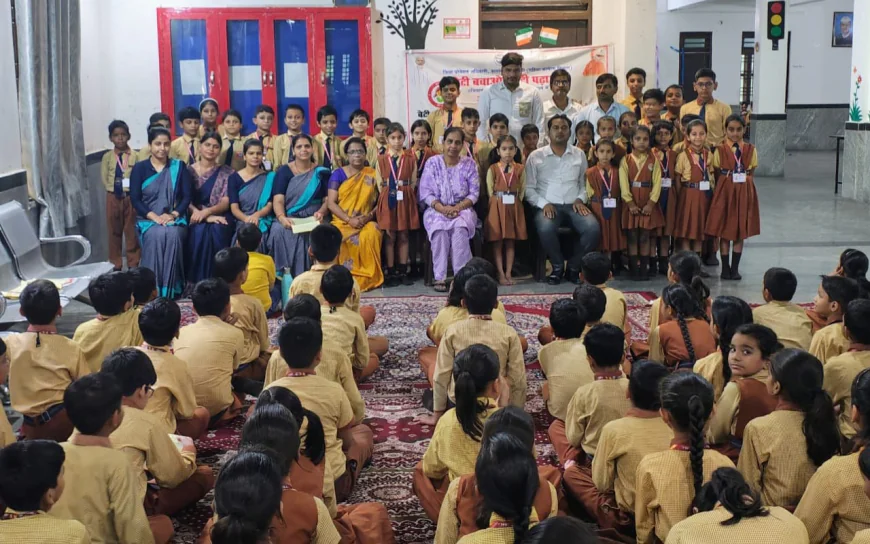 मैनपुरी में 'मिशन शक्ति 5.0' के तहत विभिन्न जागरूकता कार्यक्रम आयोजित, छात्राओं को मिला स्वावलंबन और सशक्तिकरण का संदेश