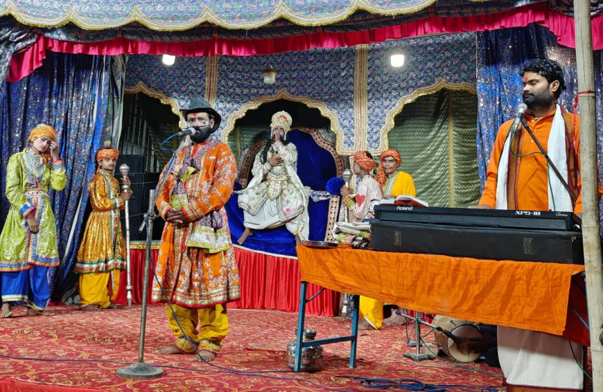 Kasganj news श्रीराम जन्म की लीला के मंचन देख दर्शक हुए भाव-विभोर