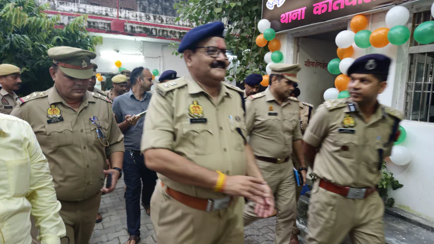 मिशन शक्ति 5.0: डीआईजी अलीगढ़ ने किया मिशन शक्ति केंद्र का निरीक्षण, सुरक्षा को  दिया कड़ा संदेश