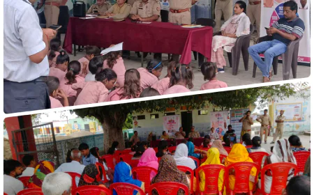 Kasganj news साइबर क्राइम पुलिस टीम द्वारा महिलाओं/बालिकाओं एवं आमजन को साइबर अपराध से बचाव के सम्बन्ध में जागरूक किया गया