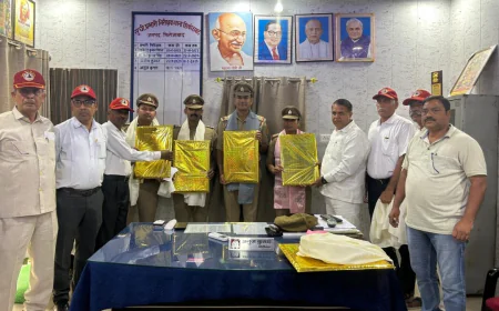 सैनिक समाज सेवा संगठन द्वारा शिकोहाबाद पुलिस टीम को सम्मानित किया गया