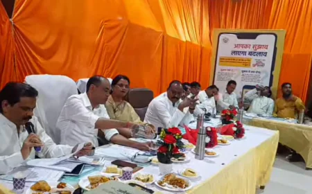 Etah News : नगर पालिका परिषद एटा की हुई बोर्ड बैठक, प्रमुख चौराहों पर लगेगा ट्रैफिक लाइट सिस्टम