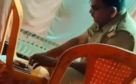 खाकी हुई शर्मशार : वर्दी में दारोगा ने पी शराब, पार्टी का वीडियो वायरल होने के बाद पुलिस महकमें में मची खलबली