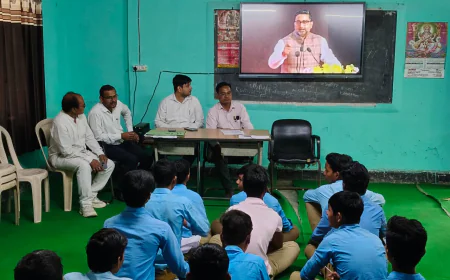 मुख्यमंत्री योगी आदित्यनाथ ने दीपावली पर विद्यार्थियों को दी सौगात, हजारों छात्रों को मिली छात्रवृत्ति