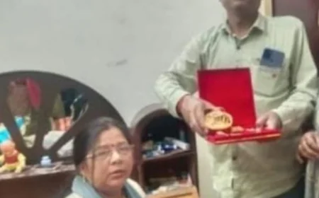 Farrukhabad News : चोरों ने लाखों का माल उड़ाया