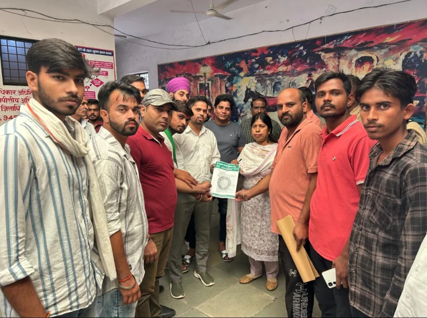 भारतीय किसान यूनियन (भाकियू) भानु के मुख्य सचिव योगेश यादव के नेतृत्व में जसराना, शिकोहाबाद और सिरसागंज तहसीलों में खाद्य सोसायटी पर किसानों के साथ हो रहे अत्याचार और कालाबाजारी के संबंध में 10 सूत्रीय ज्ञापन  सौंपा।