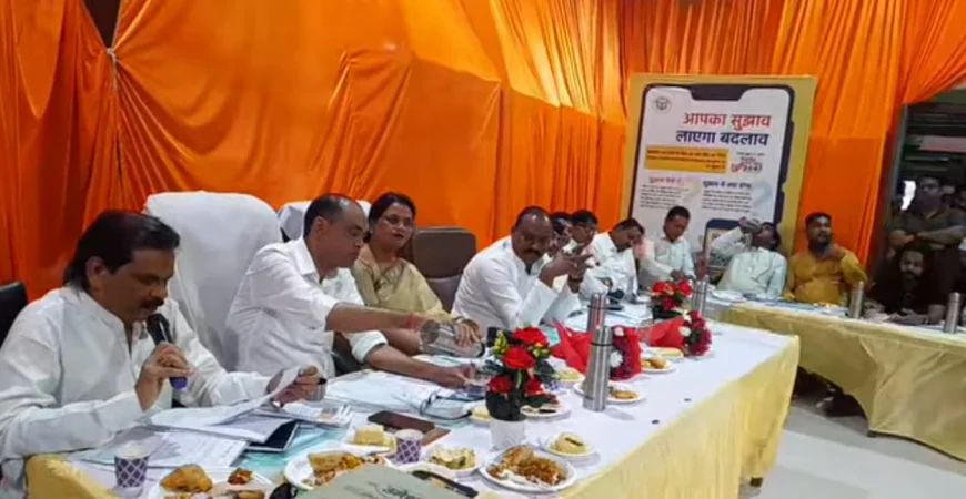 Etah News : नगर पालिका परिषद एटा की हुई बोर्ड बैठक, प्रमुख चौराहों पर लगेगा ट्रैफिक लाइट सिस्टम