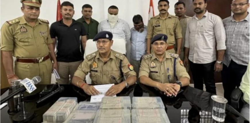 फतेहगढ साइबर सेल पुलिस की बड़ी कामयाबी : लाखों की नगदी, कार सहित दो साइबर ठग गिरफ्तार