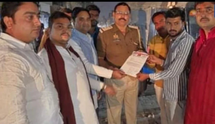 Farrukhabad News : सपा मुखिया के खिलाफ अभद्र टिप्पणी का विरोध: पुलिस को दी तहरीर