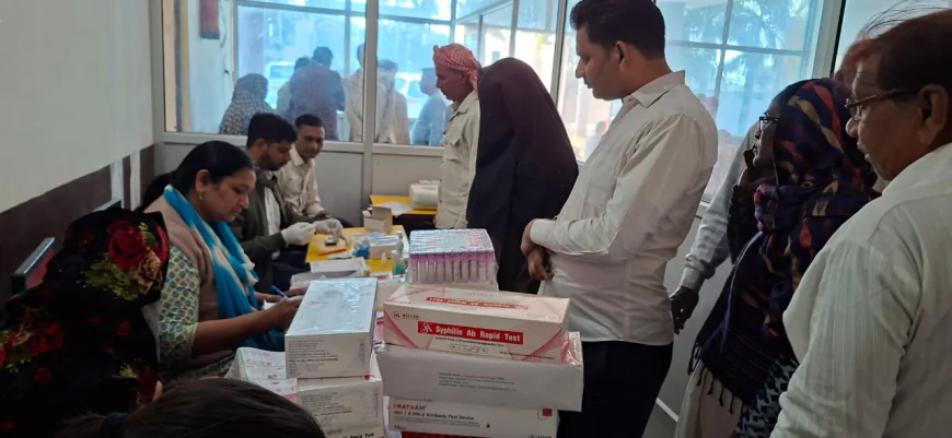 Aligarh News : अकराबाद में निःशुल्क स्वास्थ्य शिविर का हुआ आयोजन, 373 जांचें सम्पन्न