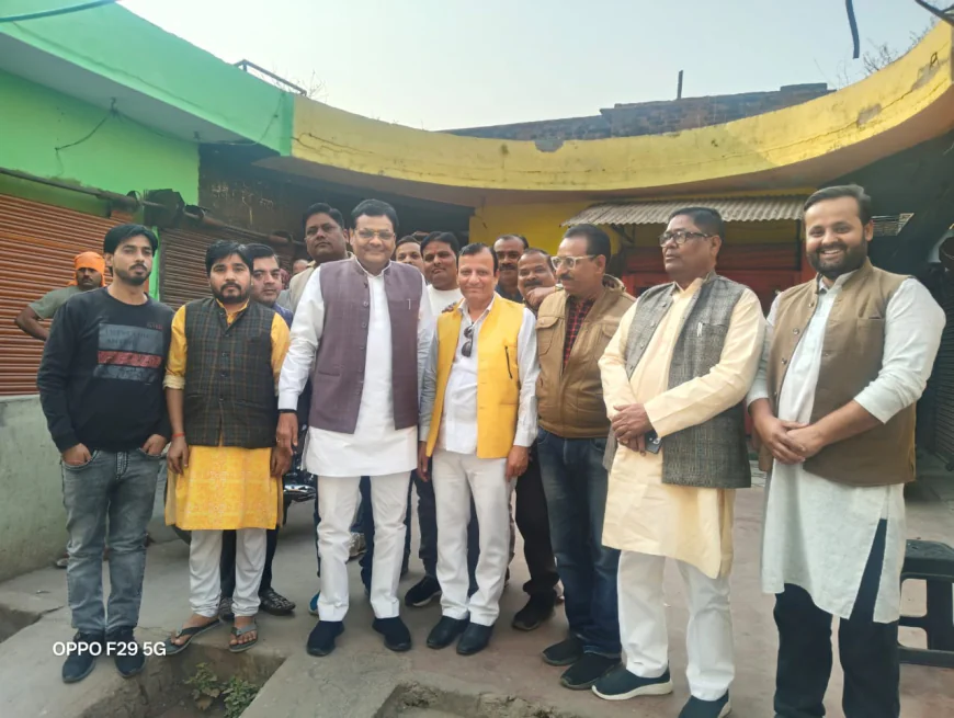 उत्तर प्रदेश उद्योग व्यापार संगठन के प्रदेश महामंत्री (मध निषेध विभाग के उपाध्यक्ष दर्जा प्राप्त राज्य मंत्री, से जिला टीम के पदाधिकारीयों  को उनके सानिध्य प्राप्त हुआ