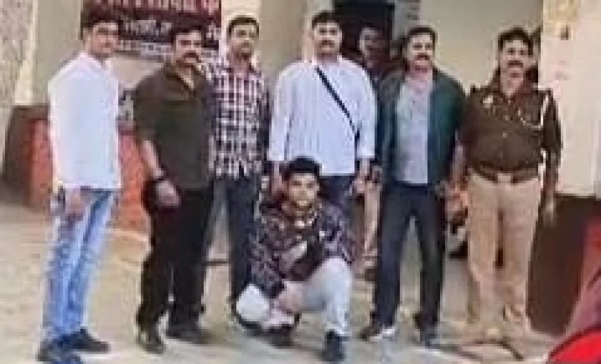 Mainpuri News: 50 हजार का इनामी एसटीएफ और कोतवाली पुलिस ने किया गिरफ्तार