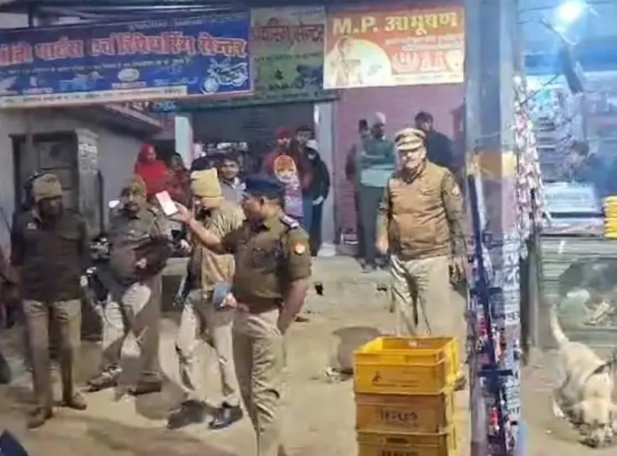 गोला बाजार में सर्राफा दुकान से लाखों के सोना-चांदी की चोरी, शटर काटकर दिया वारदात को अंजाम