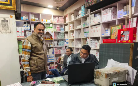 सहायक आयुक्त औषधि एवं औषधि निरीक्षक ने फफाला बाजार में किया औचक निरीक्षण