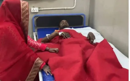 Farrukhabad News :  बोलेरो-बाइक की भीषण टक्कर, 4 युवक घायल; 3 के पैर फ्रैक्चर, चालक फरार