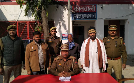 Kasganj news गंजडुण्डवारा पुलिस द्वारा जुआ खेलते हुए 03 अभि0गण को 7860/- रुपये व 52 ताश के पत्तों के साथ किया गिरफ्तार