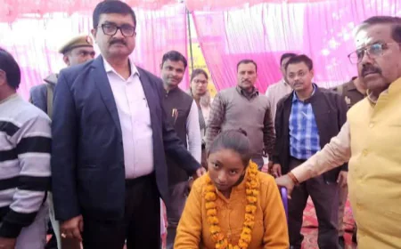 Farrukhabad News :  112 दिव्यांग बच्चों को मिले उपकरण: फर्रुखाबाद में विधायक-डीएम ने किए वितरित