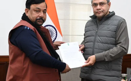 Farrukhabad News : सांसद ने रेल मंत्री से की पांच प्रमुख मांगें रखी, क्षेत्र में बेहतर रेल सुविधाओं की उम्मीद