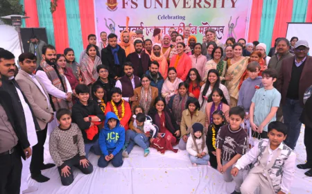 एफएस विश्वविद्यालय शिकोहाबाद में नववर्ष ब्रज संकीर्तन महोत्सव का भव्य आयोजन,कृष्ण भक्ति ने बांधा समां