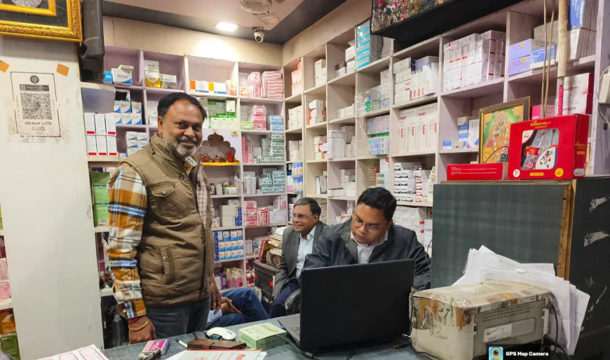 सहायक आयुक्त औषधि एवं औषधि निरीक्षक ने फफाला बाजार में किया औचक निरीक्षण