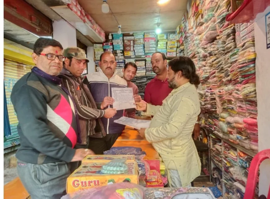 Farrukhabad News : सांसद से भगवा भारत रक्षा दल की अपील लग रहे अबैध बाजारों को तत्काल बंद कराया जाए