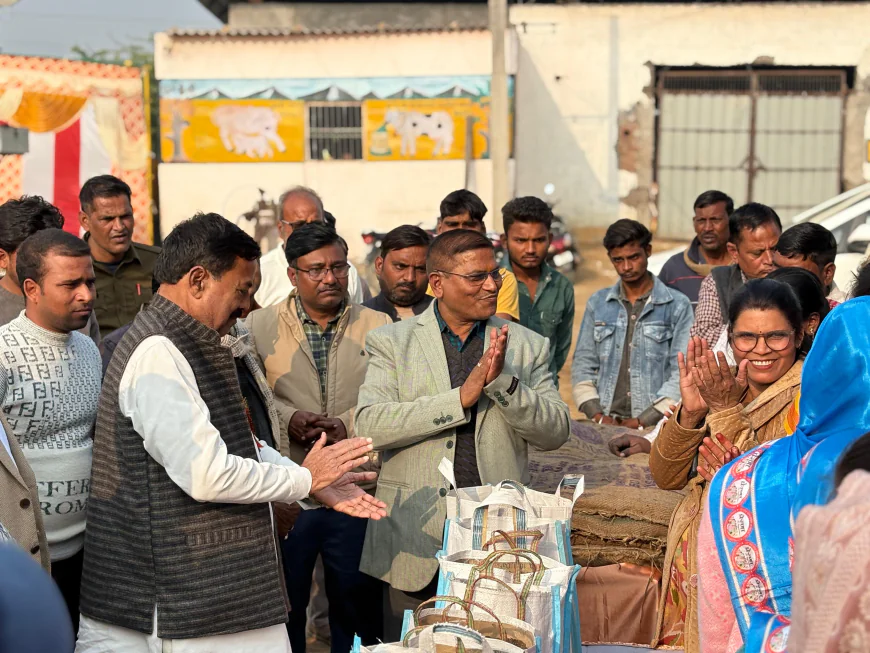 Etah News : मलावन गौशाला में महिलाओं का नवाचार: आत्मनिर्भरता का उत्कृष्ट मॉडल विकसित