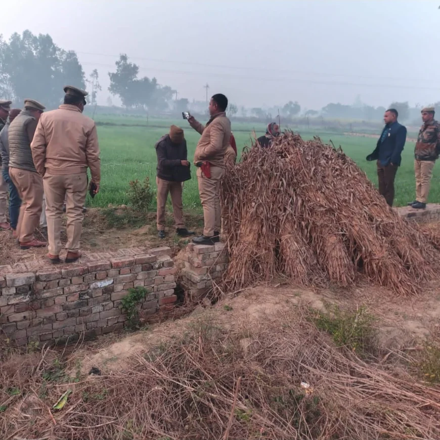 Kasganj news कासगंज पुलिस ने गैंगस्टर एक्ट के अभियुक्त दुर्गेश पाल के द्वारा अवैध रूप से अर्जित सम्पत्ति भूमि  को कराया गया कुर्क ।