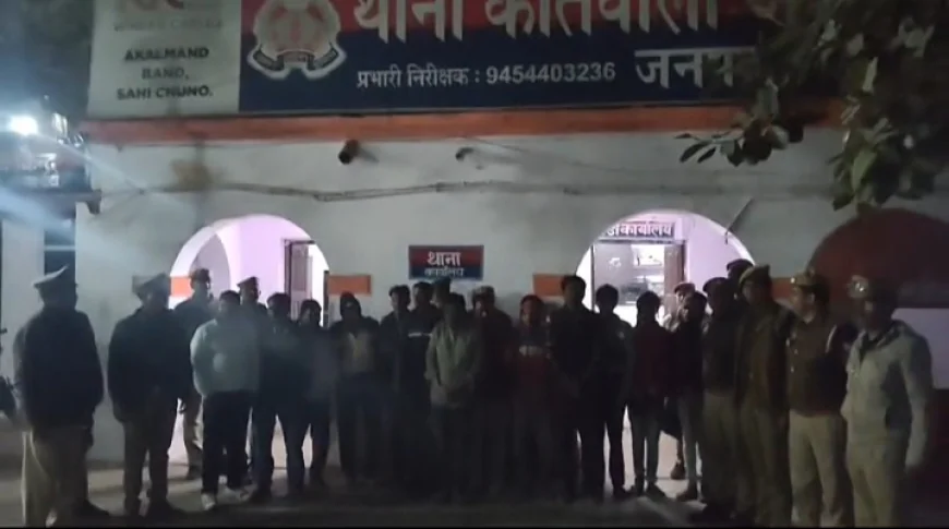 एटा पुलिस की बड़ी कार्यवाही 2 दिन में 400 से अधिक शराबी व शरारती तत्वों पर कार्रवाई