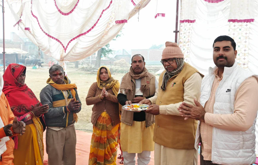 Kasganj news अमाँपुर 24 कुंडीय गायत्री महायज्ञ भारतीय संस्कृति व संस्कार का उद्गमस्थल, सुरेन्द्र नाथ