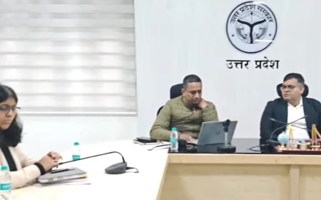 Aligarh News : विशेष प्रगाढ़ पुनरीक्षण, बुक-ए-कॉल विद बीएलओ सुविधा शुरु