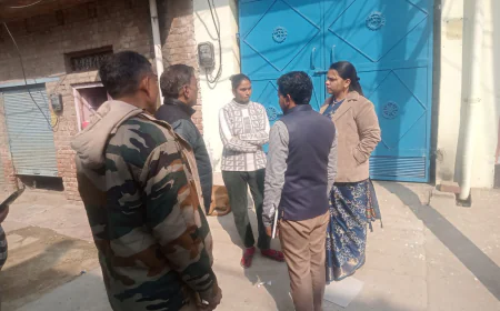 नगला प्रेमी हत्याकांड: जिला प्रोबेशन अधिकारी ने पीड़ित बच्चों से की मुलाकात, सरकारी योजनाओं से मदद का दिया आश्वासन