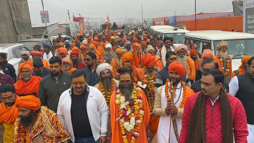 जुना अखाड़ा की भव्य नगर प्रवेश यात्रा, फर्रुखाबाद में उमड़ा जनसैलाब