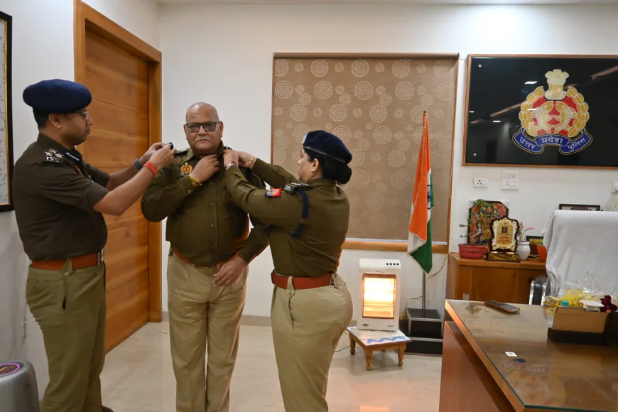 एसएसपी श्याम नारायण सिंह को सेलेक्शन ग्रेड वेतनमान पर पदोन्नति, एडीजी ने लगाए कॉलर बैंड