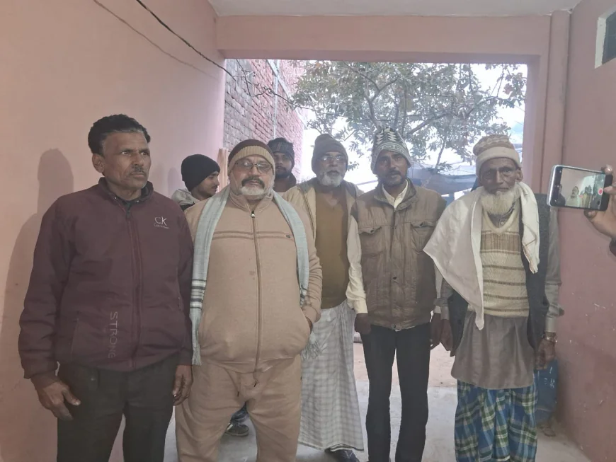 Kasganj news रंजशन गौकशी की झूठी खबर का एस पी को दिया प्रार्थना पत्र, जांच में कोई तथ्य नहीं मिले