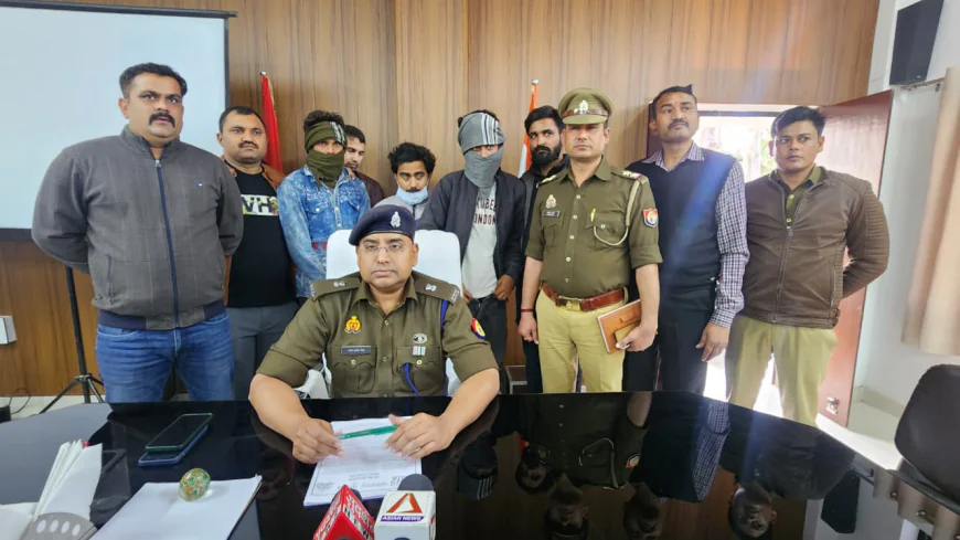 एसओजी/सर्विलांस टीम/थाना कम्पिल  के सयुंक्त कार्यवाही में गांजा तस्कर किए गिरफ्तार